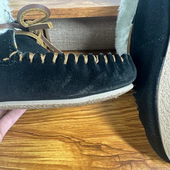 MINNETONKA Slipper Women 10M Chrissy Moccassin Bootie Black Slipper 40030 - Picture 7 of 7